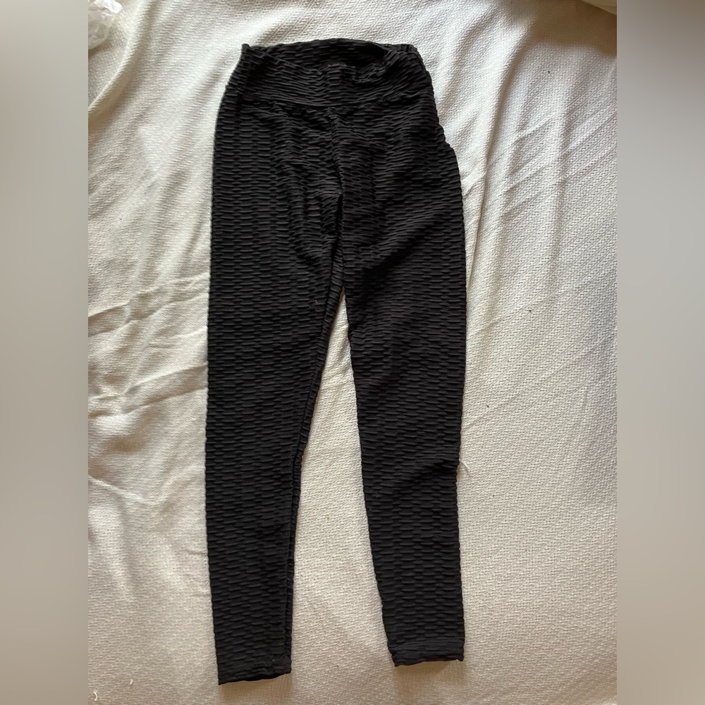 Black tik tok leggings (M)